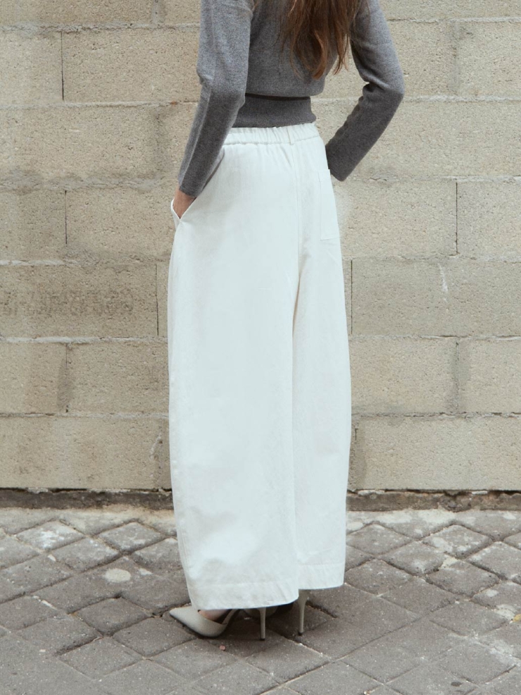 White Ballon Pants