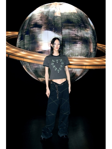 Black V-waist cargo sweatpants