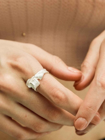 Silver Knot Ring