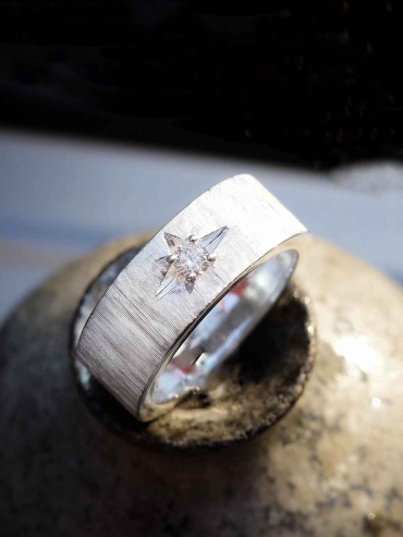 Silver Classic Satin Wide Ring