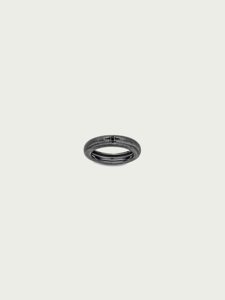 Black Classic Curved Slim Ring