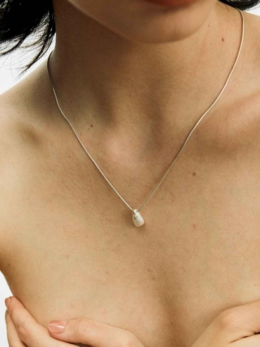 Silver Teardrop Oval Necklace