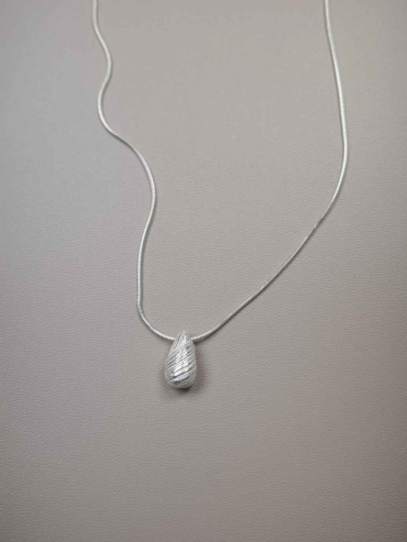 Silver Teardrop Oval Necklace