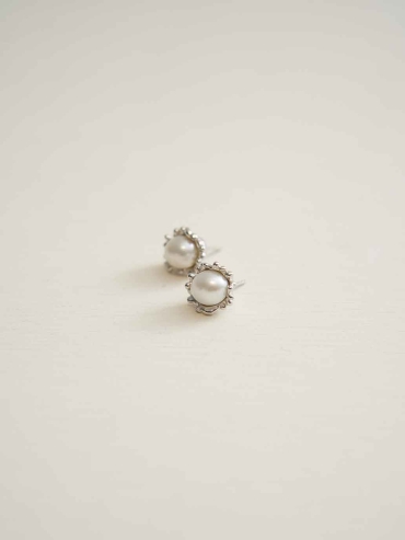 Silver Flower Pearl Stud Earrings