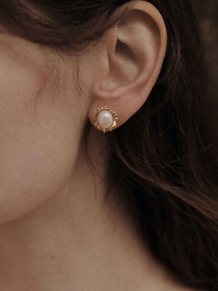 Gold Flower Pearl Stud Earrings
