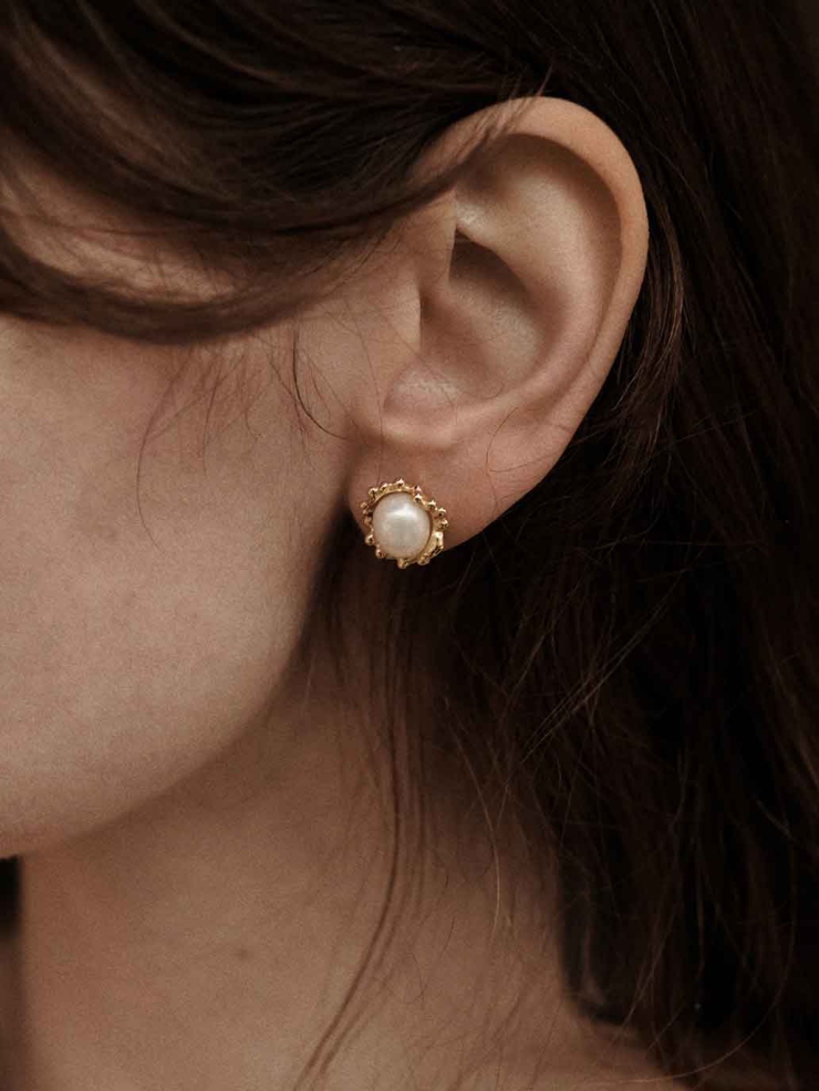 Gold Flower Pearl Stud Earrings