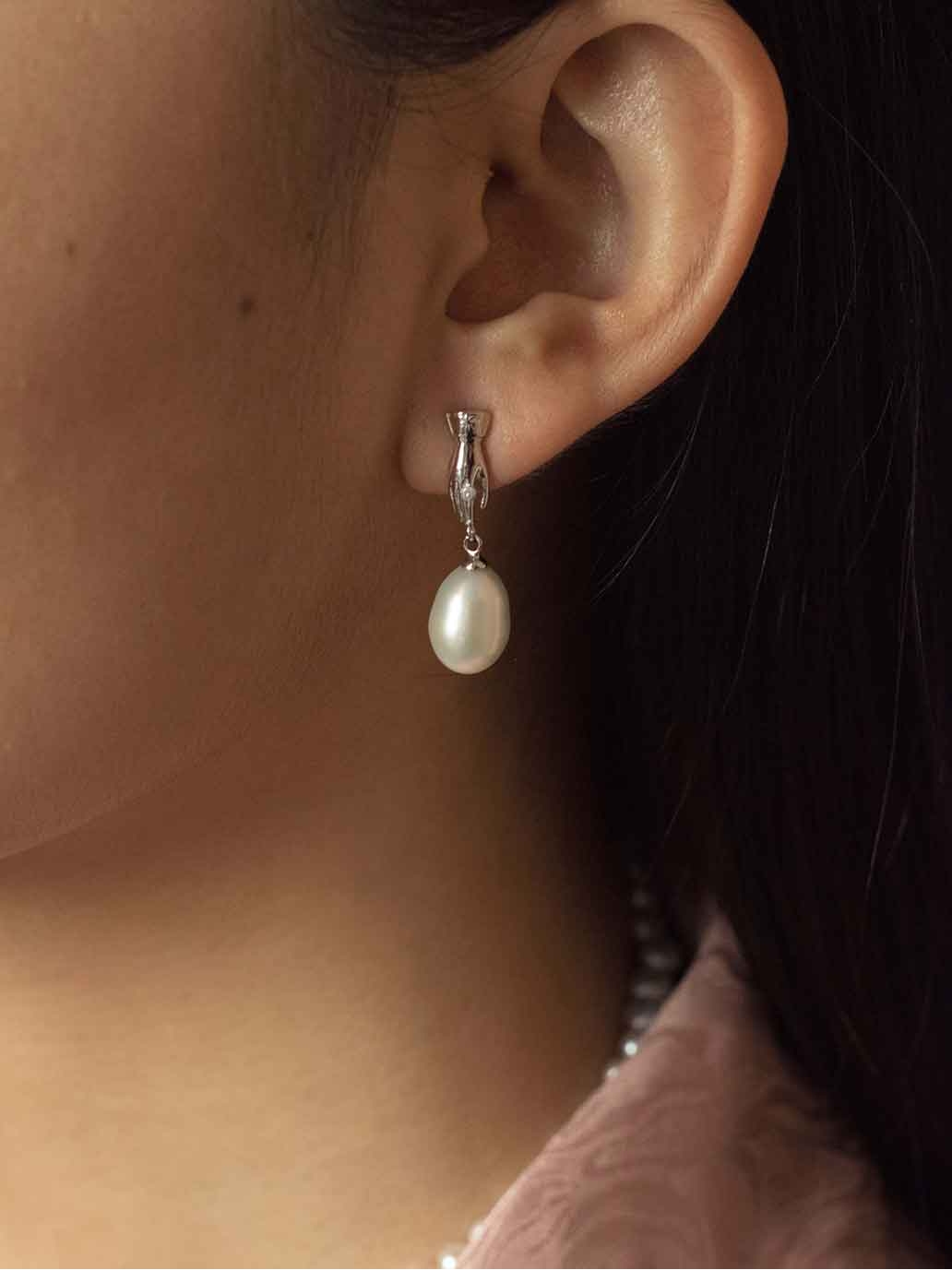 Lantern Drop Earrings