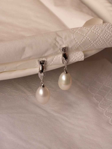 Lantern Drop Earrings