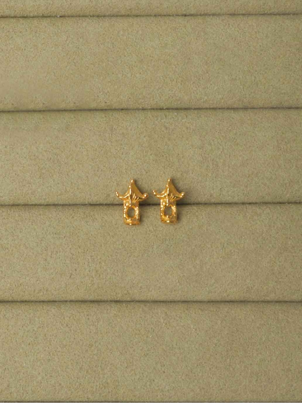 Gold Pavilion Stud Earrings