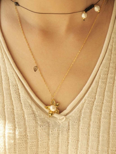 Gold Hydrangea Necklace
