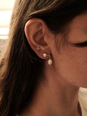 Pearl Arrow Cartilage Silver Earrings