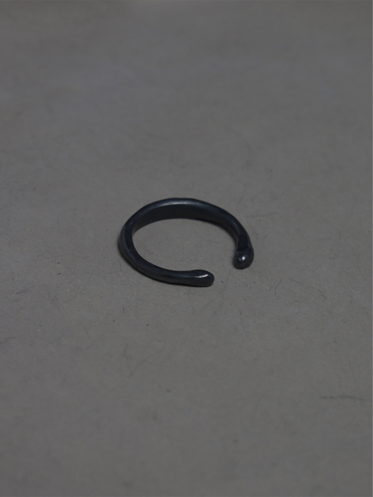 Round Not Round - Black Petit Citrine Silver Ring