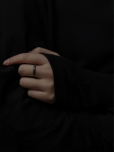 Round Not Round - Black Petit Citrine Silver Ring