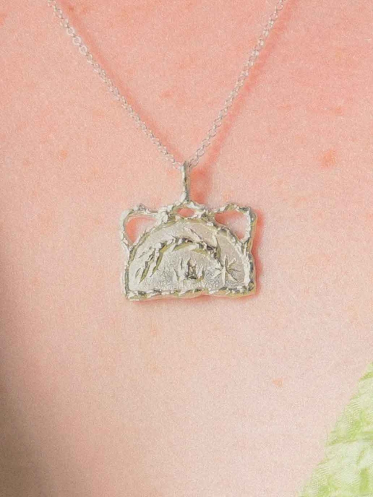 Silver Génie du L’âtre Necklace