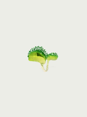 Green Nivorus Plant Ring