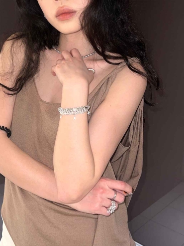 Silver Rain Pine Bracelet