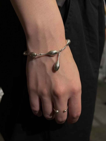 Silver Atomic Falling Teardrop Bracelet