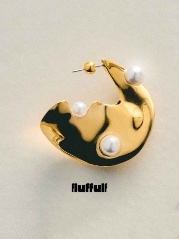 Gold Twisted Red Blood Cell Textured Wave Surface Earrings