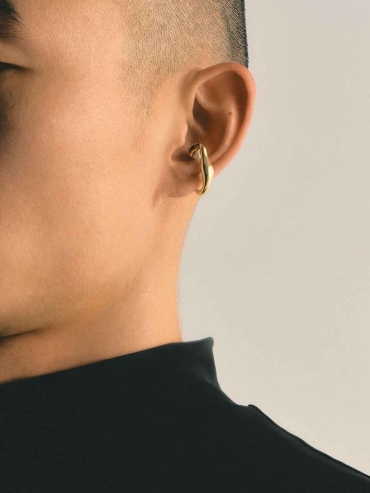 Gold Heart Cell Triple Growth Ear Cuff