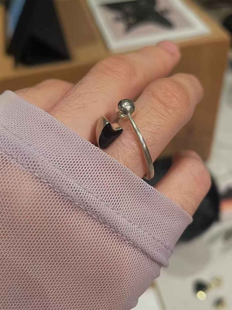 Silver Flowing Rotating Heart Cell Ring