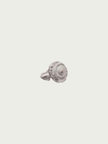 White Shell Gatherer Ring