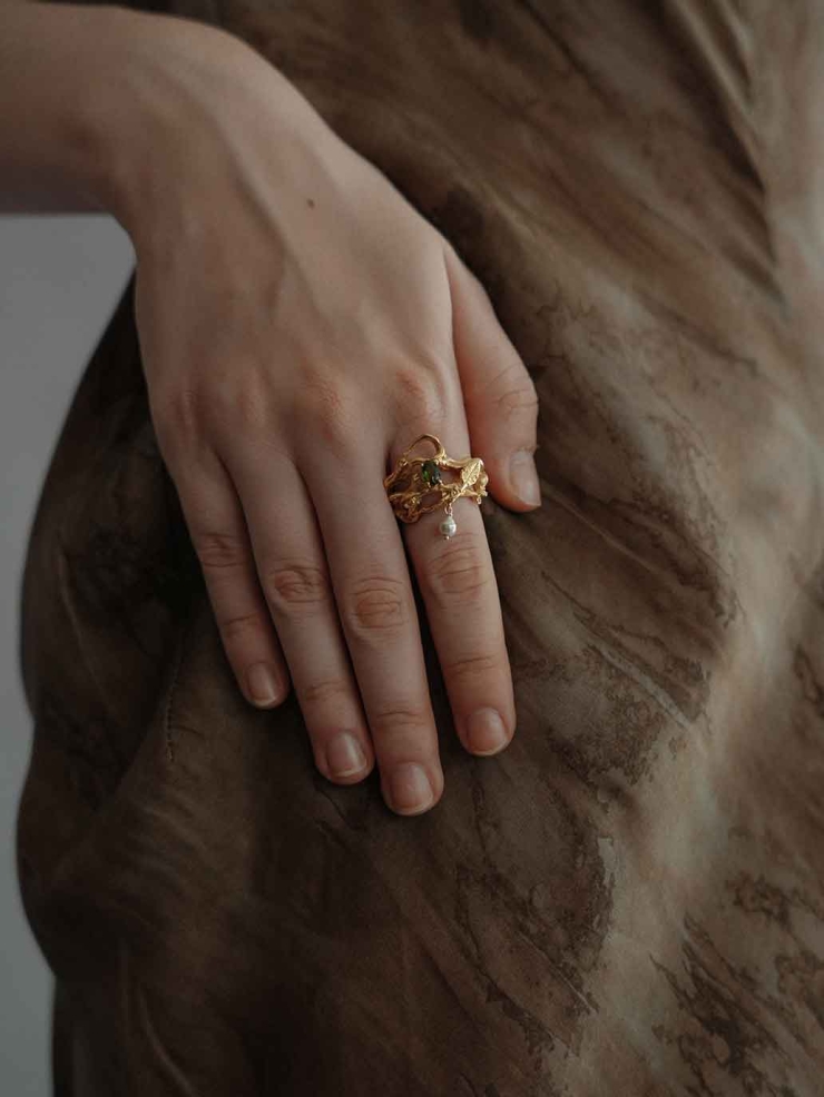 Gold Spirit Vine Ring