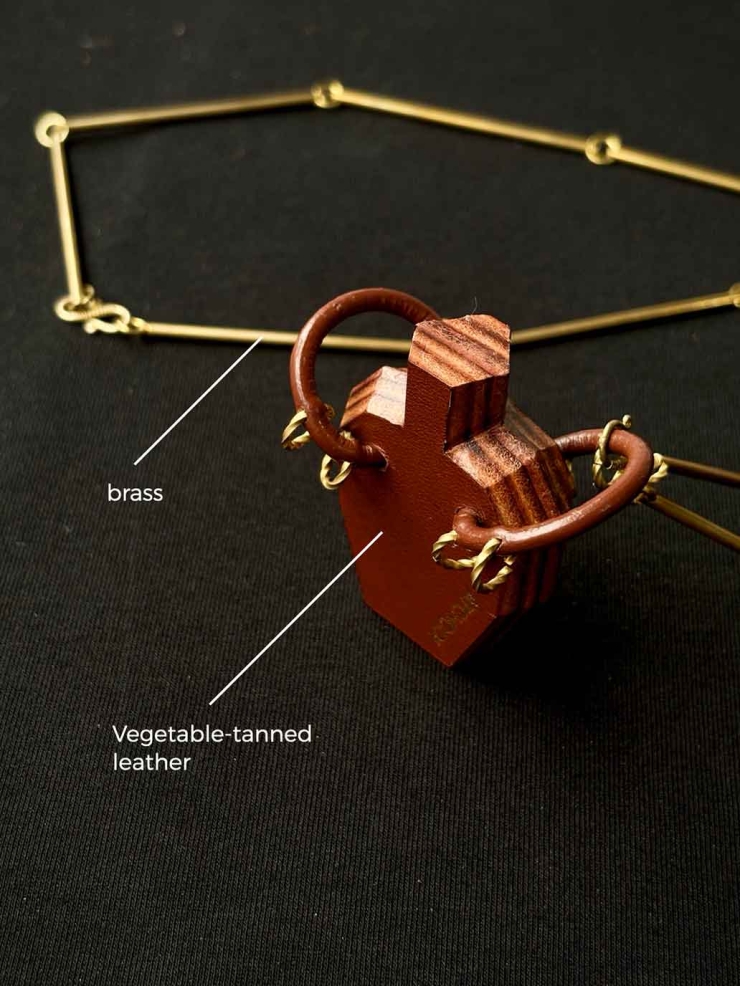 Vintage-Style Handcrafted Leather Vase Sculpture Pendant