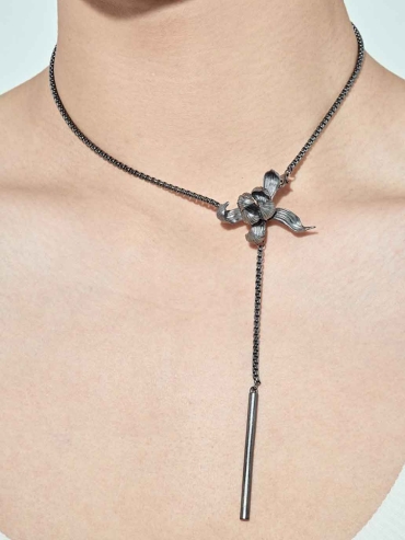 Nature's Noir Black Magnolia Essence Choker