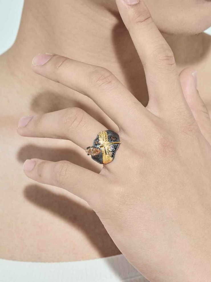 Nature's Noir Black Rivulet Stone Caress Ring