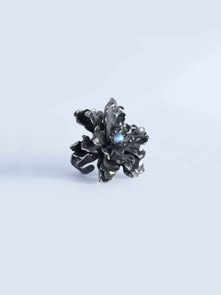 La Primavera Lunar Trace Ring