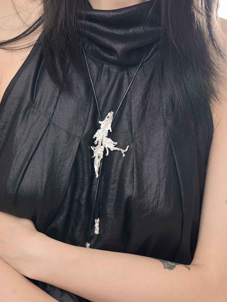 La Primavera Ripple Bind Bolo tie Necklace