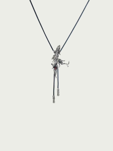 La Primavera Undercurrent Tether Bolo Tie Necklace