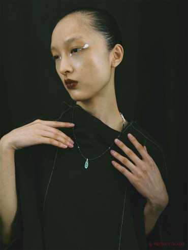 White Cradle Shell Necklace