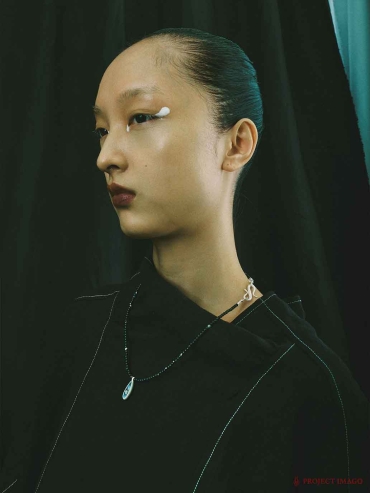 White Cradle Shell Necklace