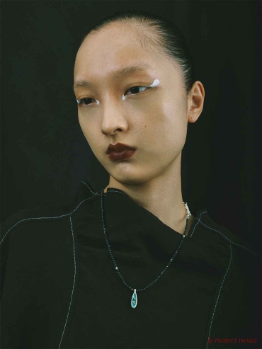 White Cradle Shell Necklace