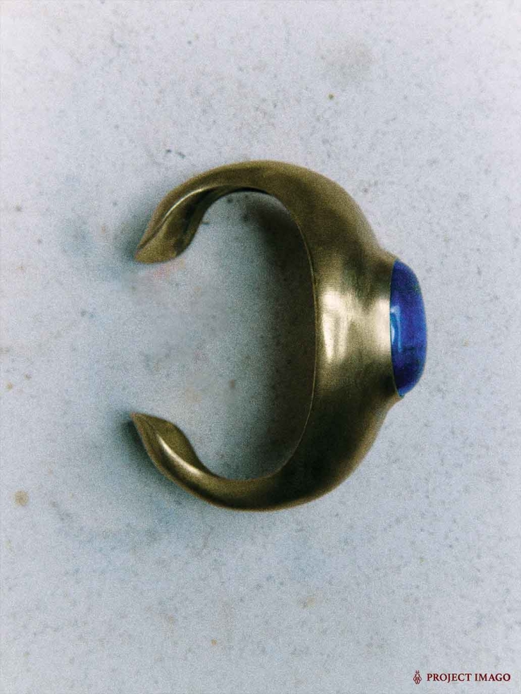 Gold Lapis Oculus Bangle