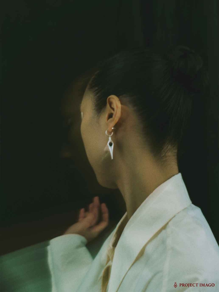 White Black Agate Suspension Earrings