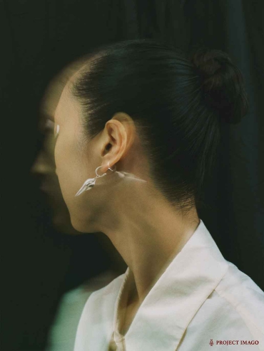 White Black Agate Suspension Earrings