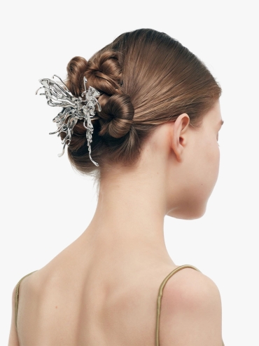 Liquefied butterfly hair claw clip