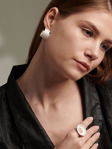 WUTUO- L’halo ring