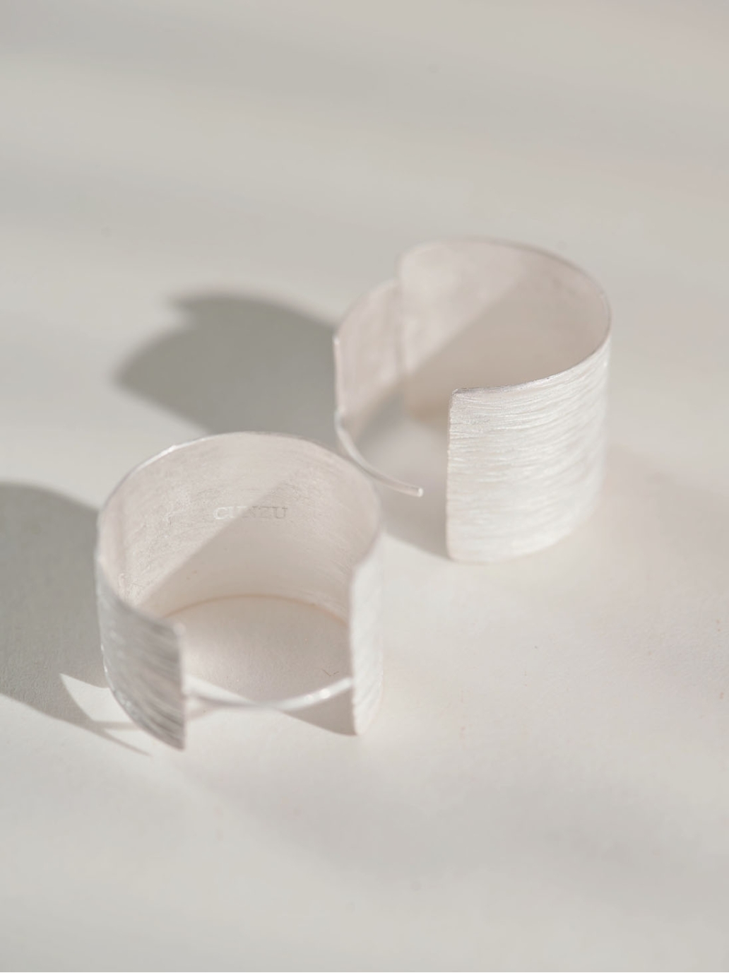 WUTUO- La Cascade earrings