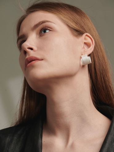 WUTUO- La Cascade earrings