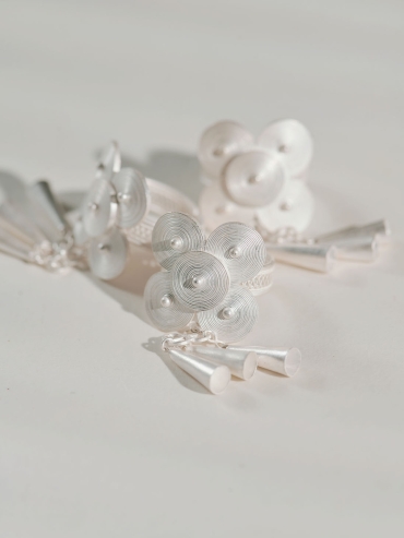 WUTUO- La carillon ring