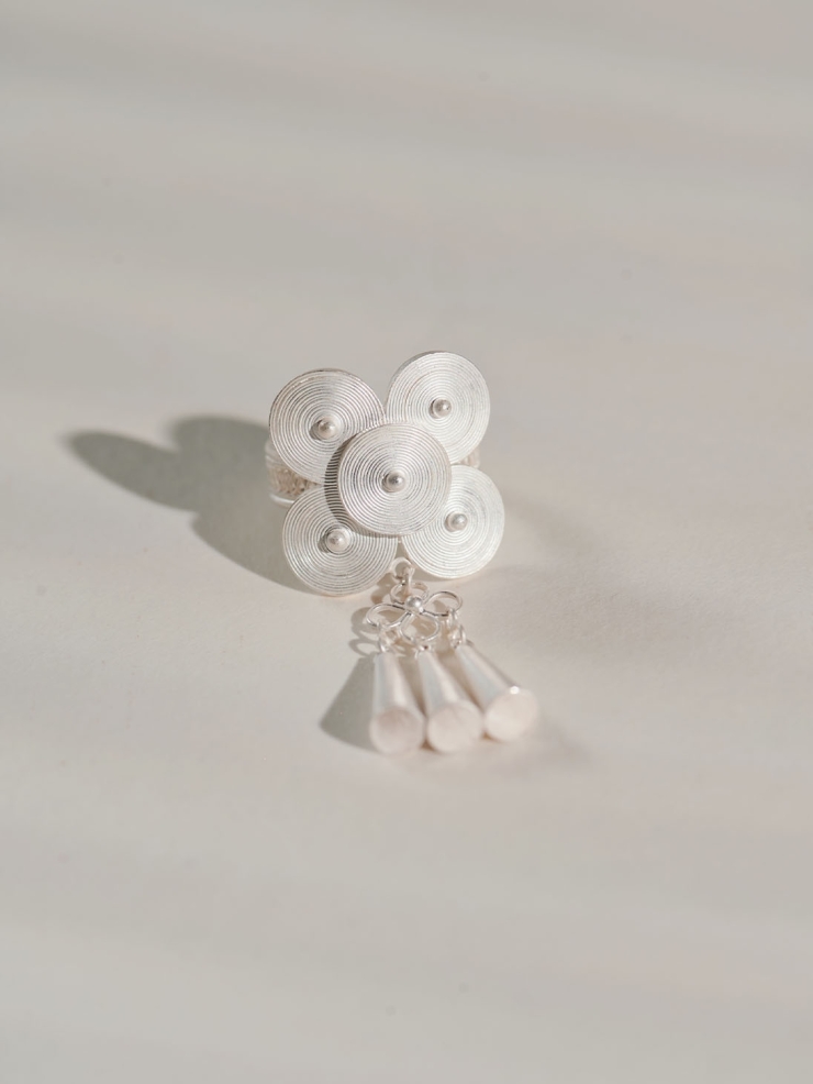 WUTUO- La carillon ring