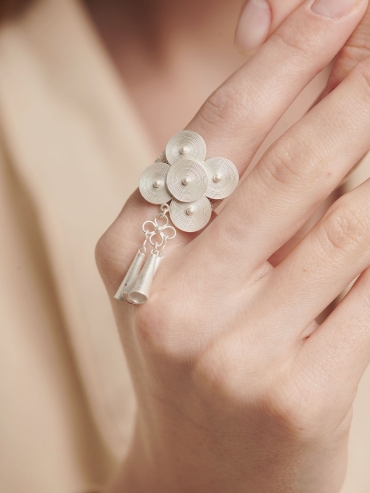 WUTUO- La carillon ring