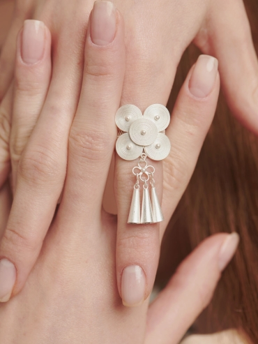 WUTUO- La carillon ring