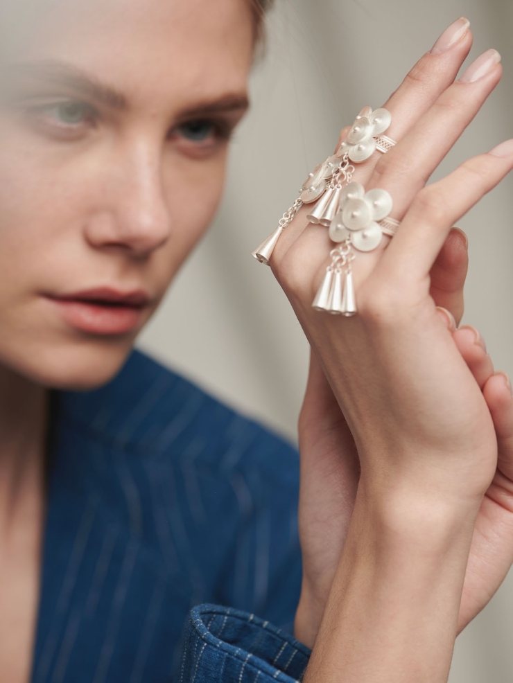 WUTUO- La carillon ring