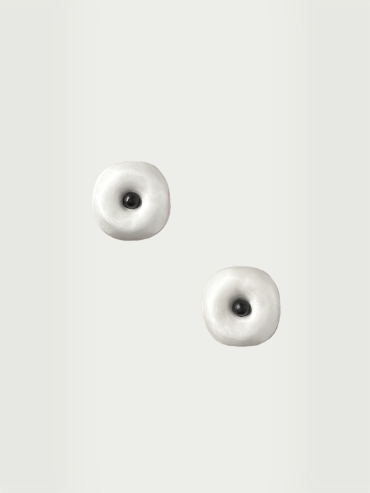 Small ebony tree hollow earrings