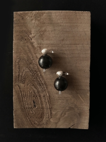 Seed and orb earrings