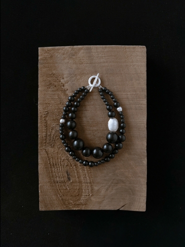 Ebony double beading bracelet